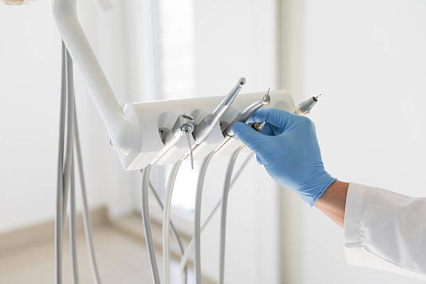 24/7 Emergency Emergency Dentist experts in Middleburg Heights, OH